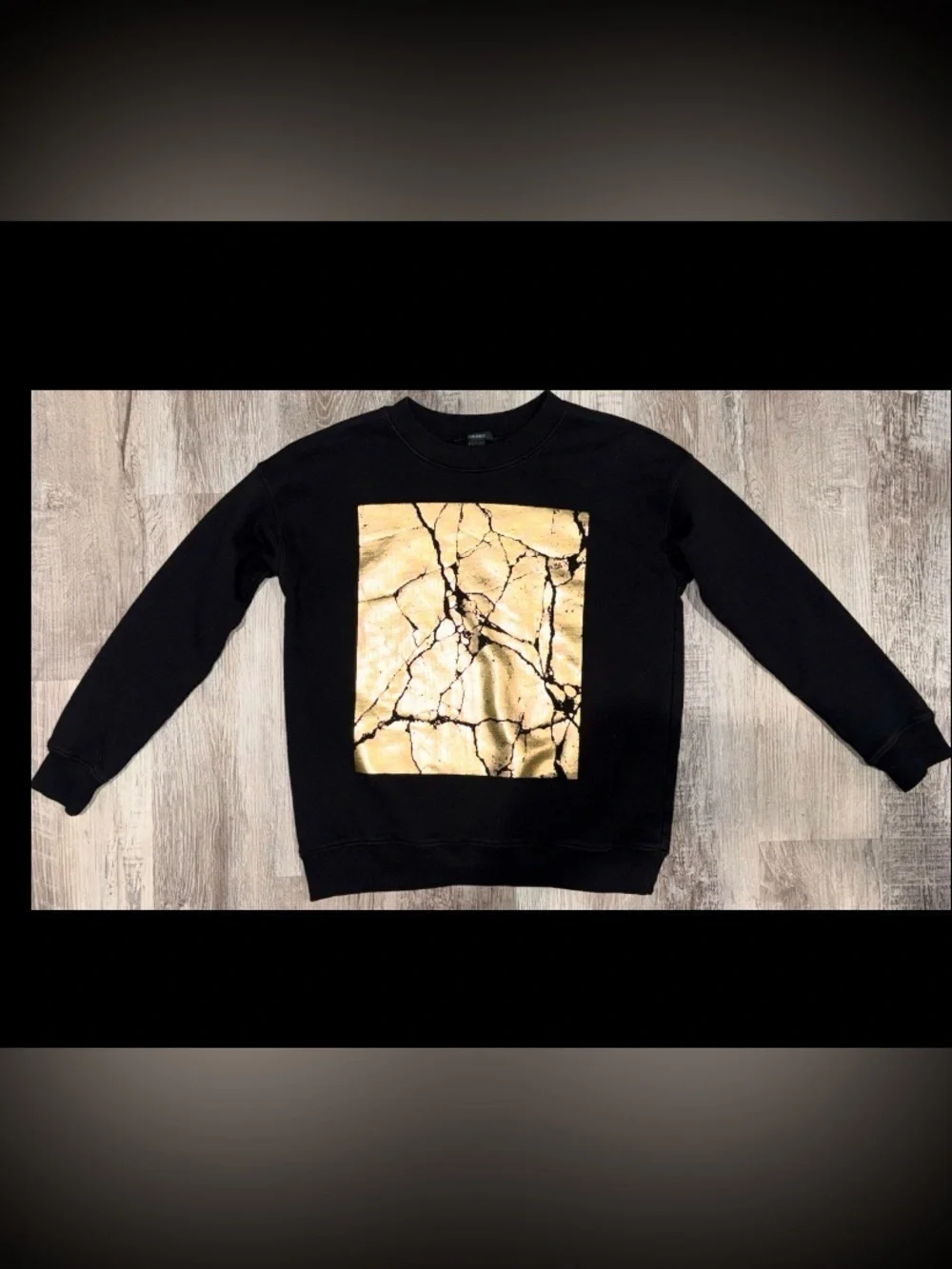 Women’s Forever 21 Black and Gold Streetwear Crewneck Sweater Size S